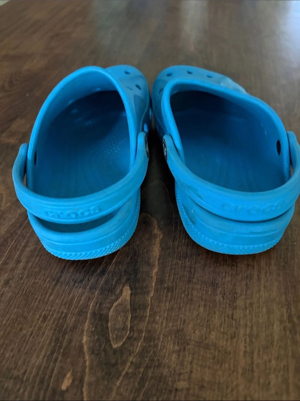 CROCS Kids Bright Blue Slip-On Clogs & Reebok Slides Size 1